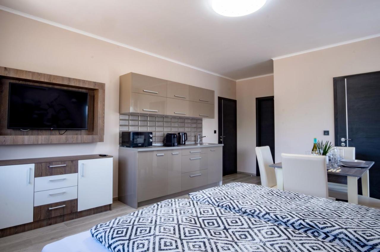 Myflat Premium Resort Siófok Eksteriør billede